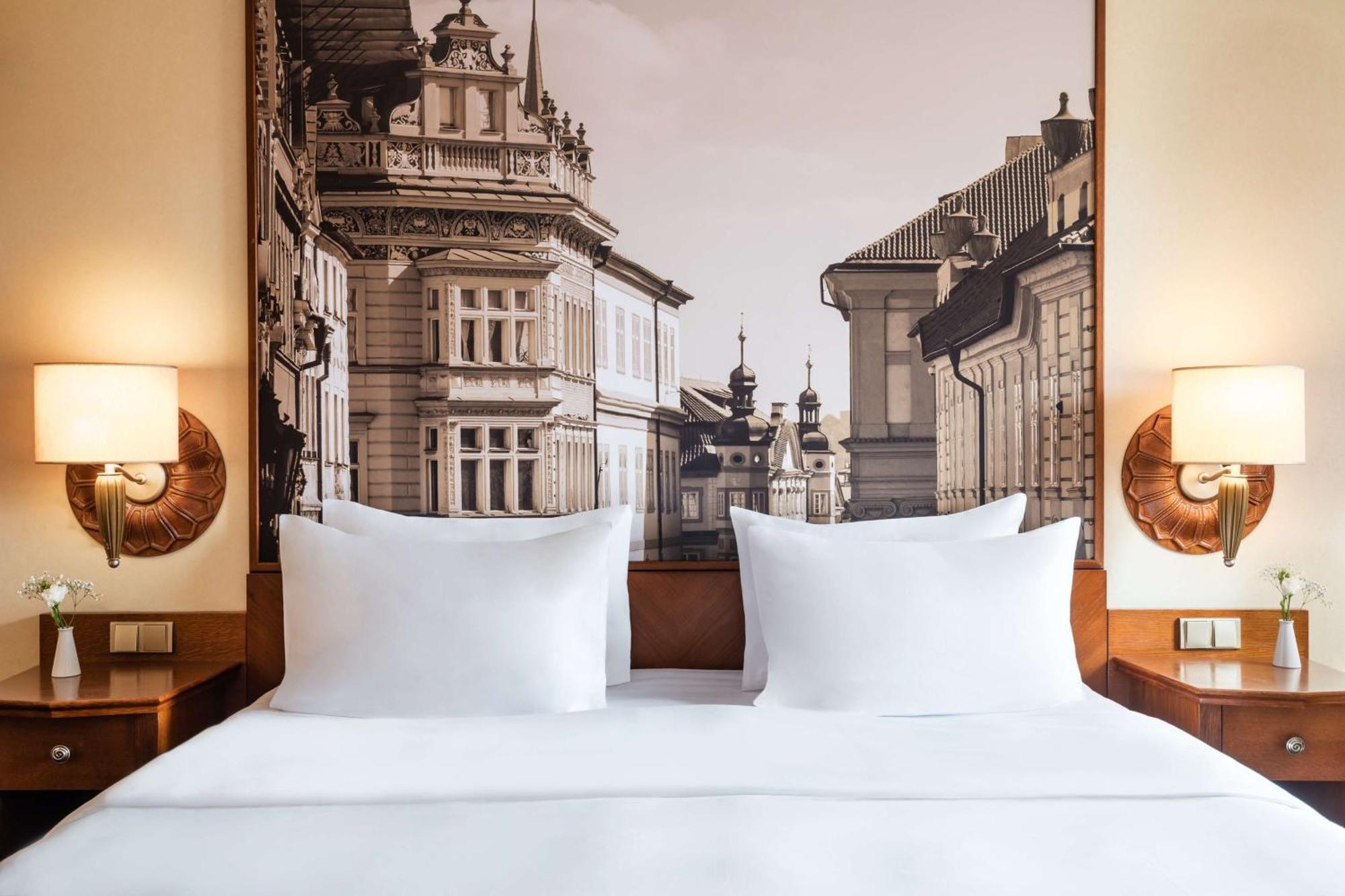 Lindner Castle Hotel 4*